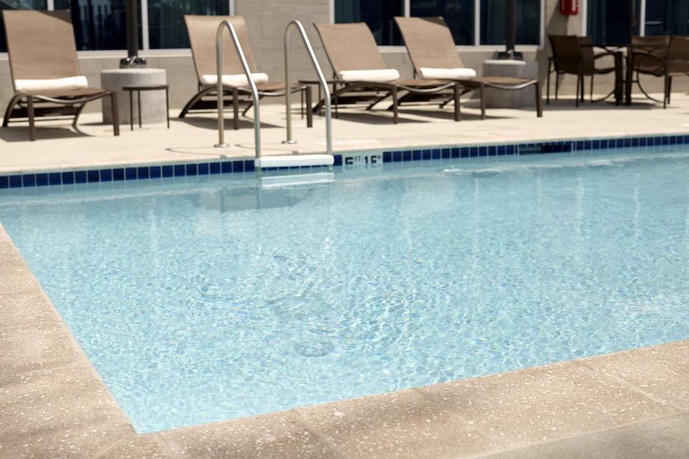 Hyatt Place Kansas City/Overland Park/Metcalf Екстериор снимка