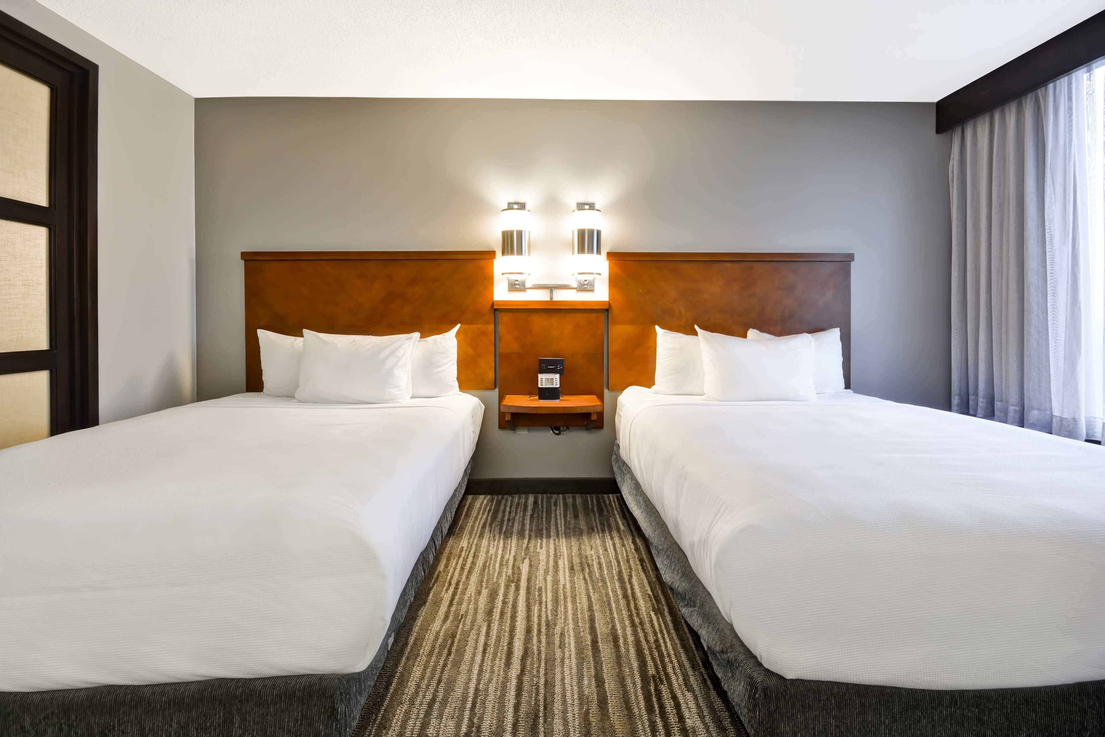 Hyatt Place Kansas City/Overland Park/Metcalf Екстериор снимка