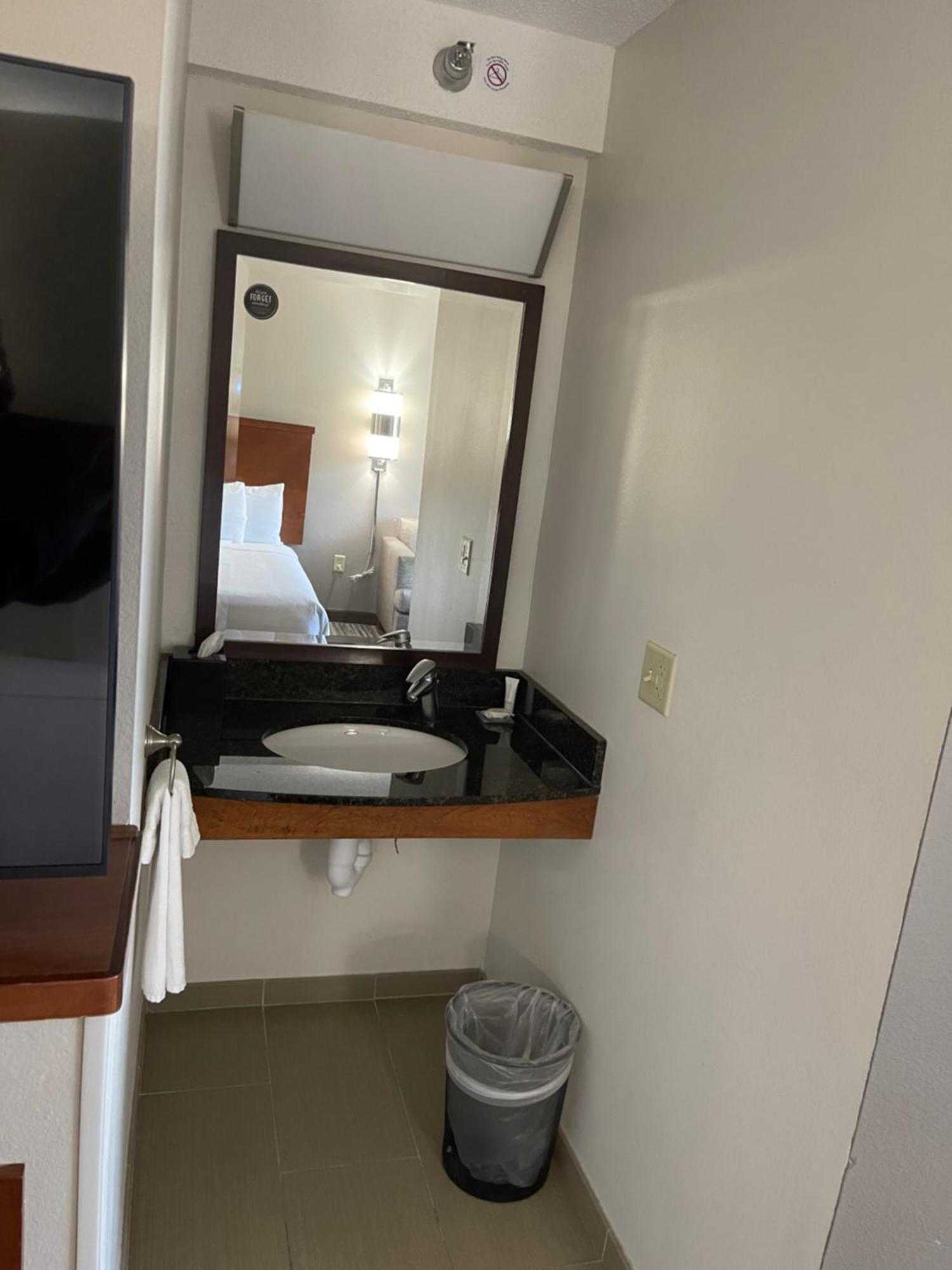 Hyatt Place Kansas City/Overland Park/Metcalf Екстериор снимка