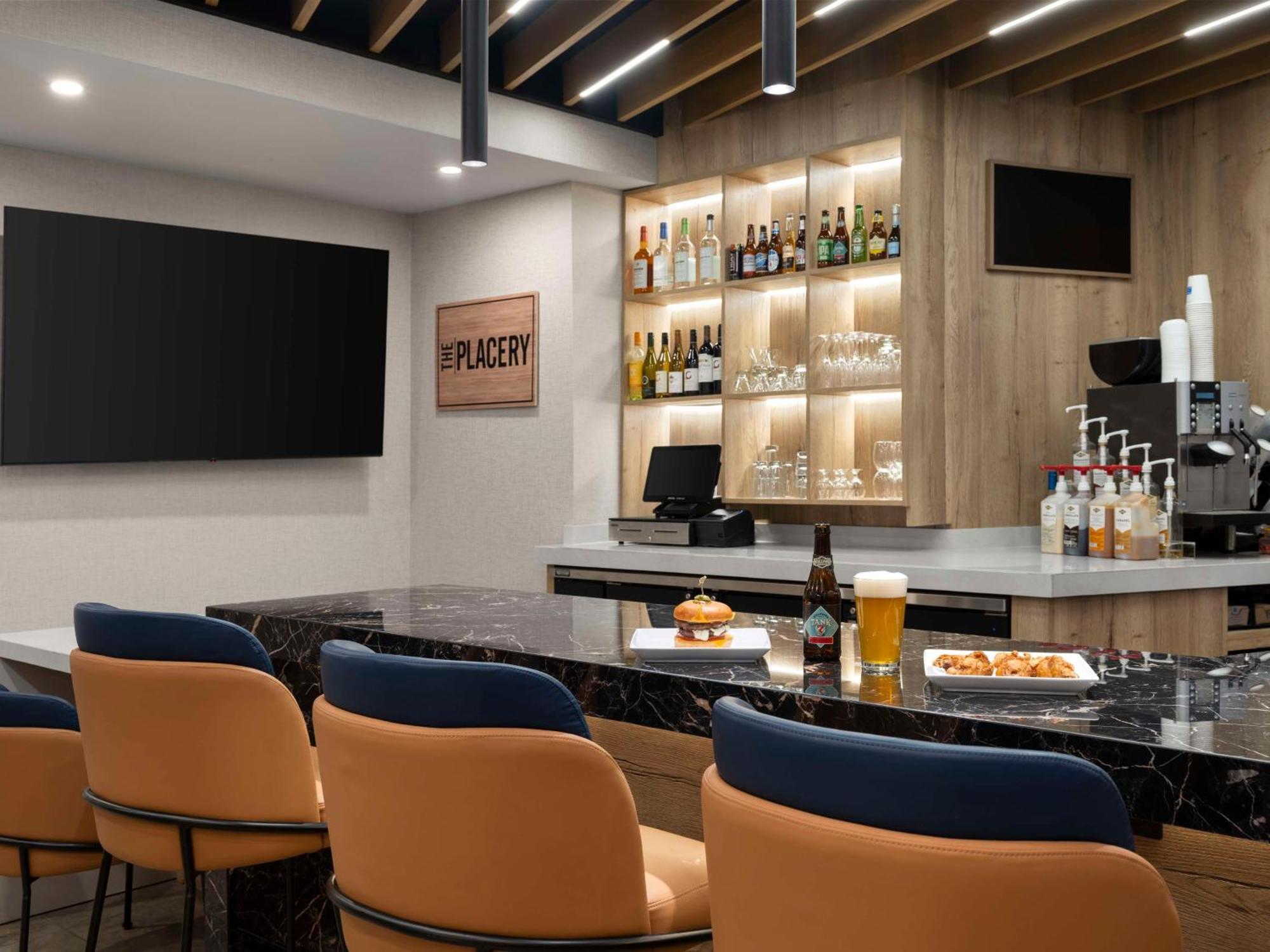 Hyatt Place Kansas City/Overland Park/Metcalf Екстериор снимка
