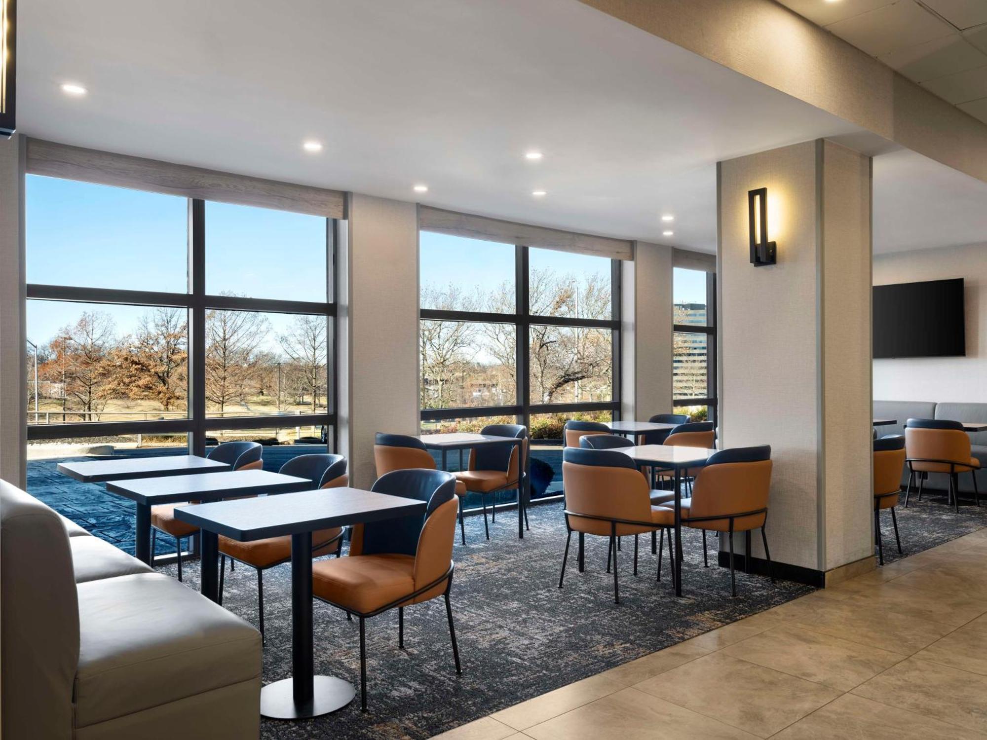 Hyatt Place Kansas City/Overland Park/Metcalf Екстериор снимка