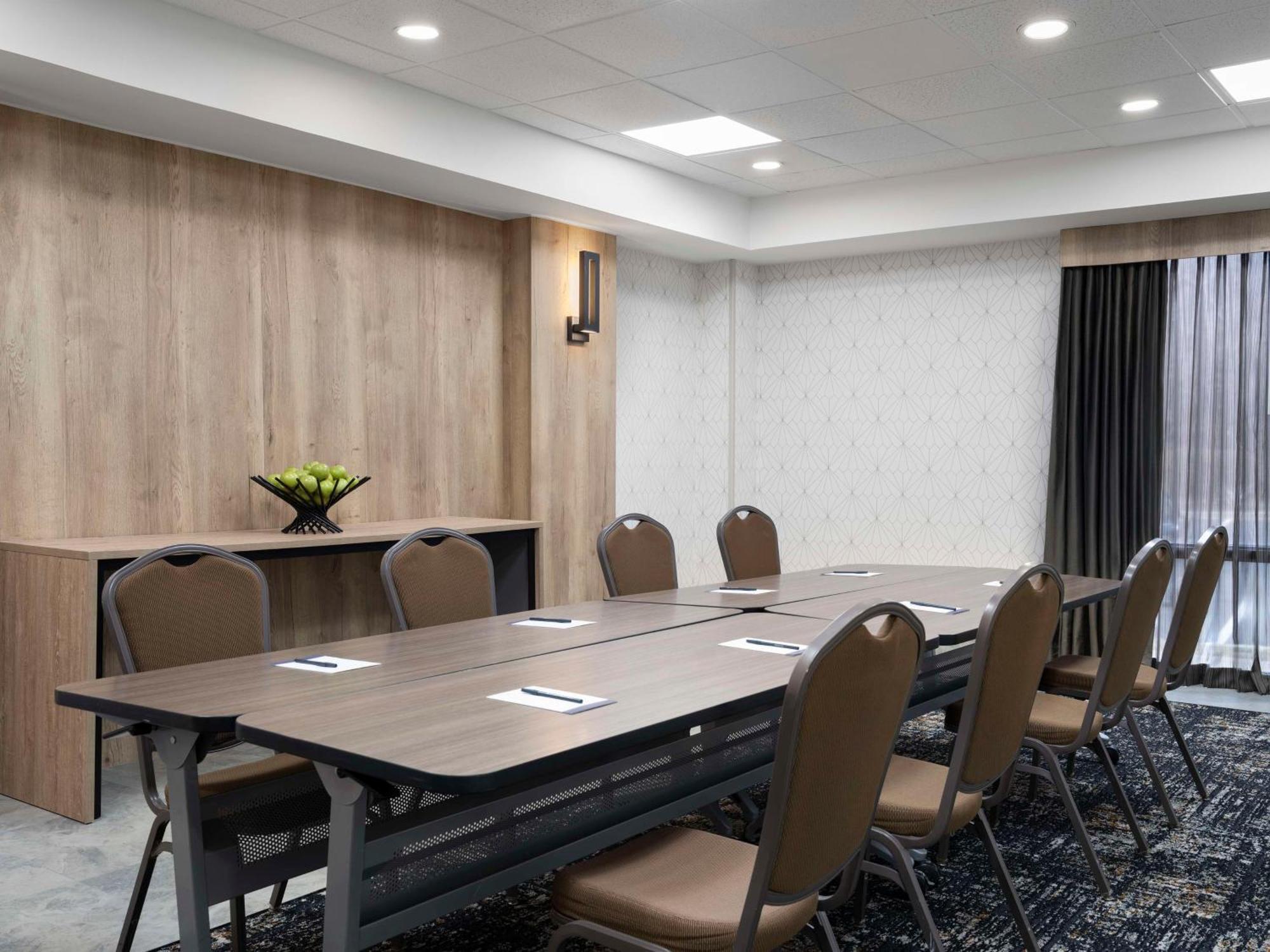 Hyatt Place Kansas City/Overland Park/Metcalf Екстериор снимка