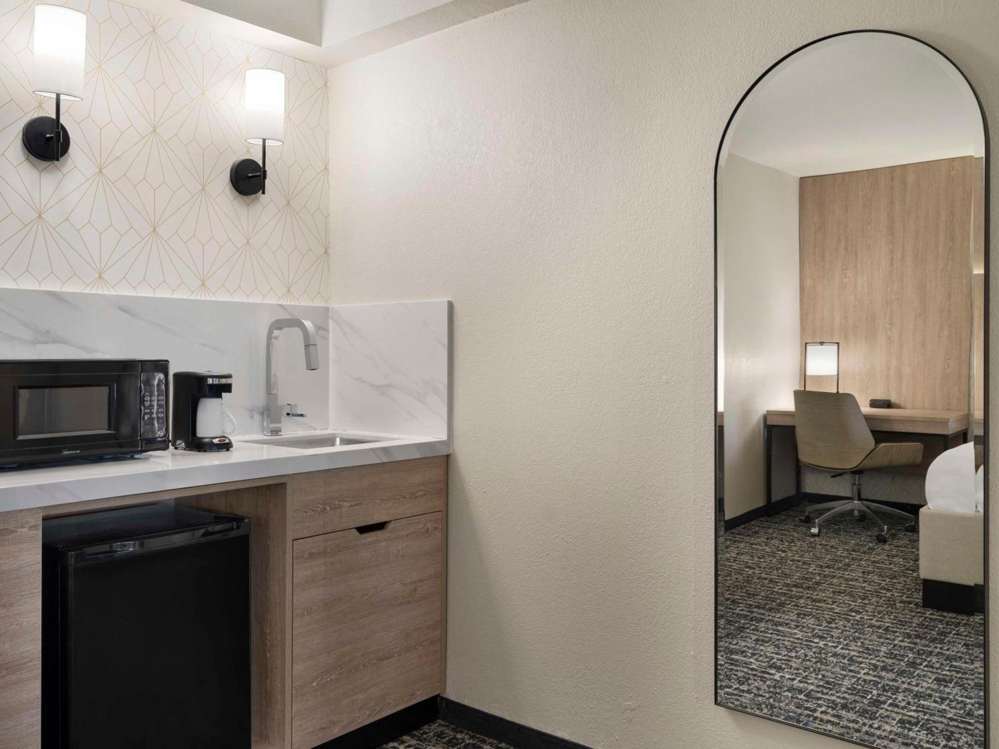 Hyatt Place Kansas City/Overland Park/Metcalf Екстериор снимка
